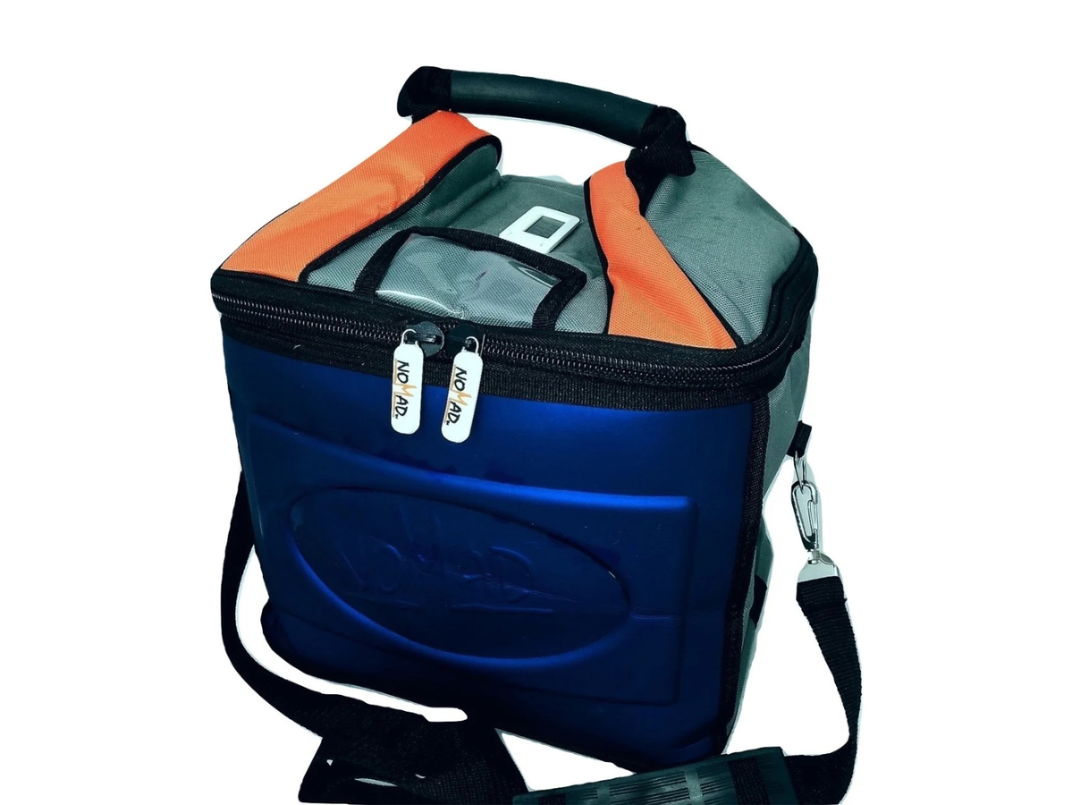 Cool Box: Soft Medical Carrier with Thermometer