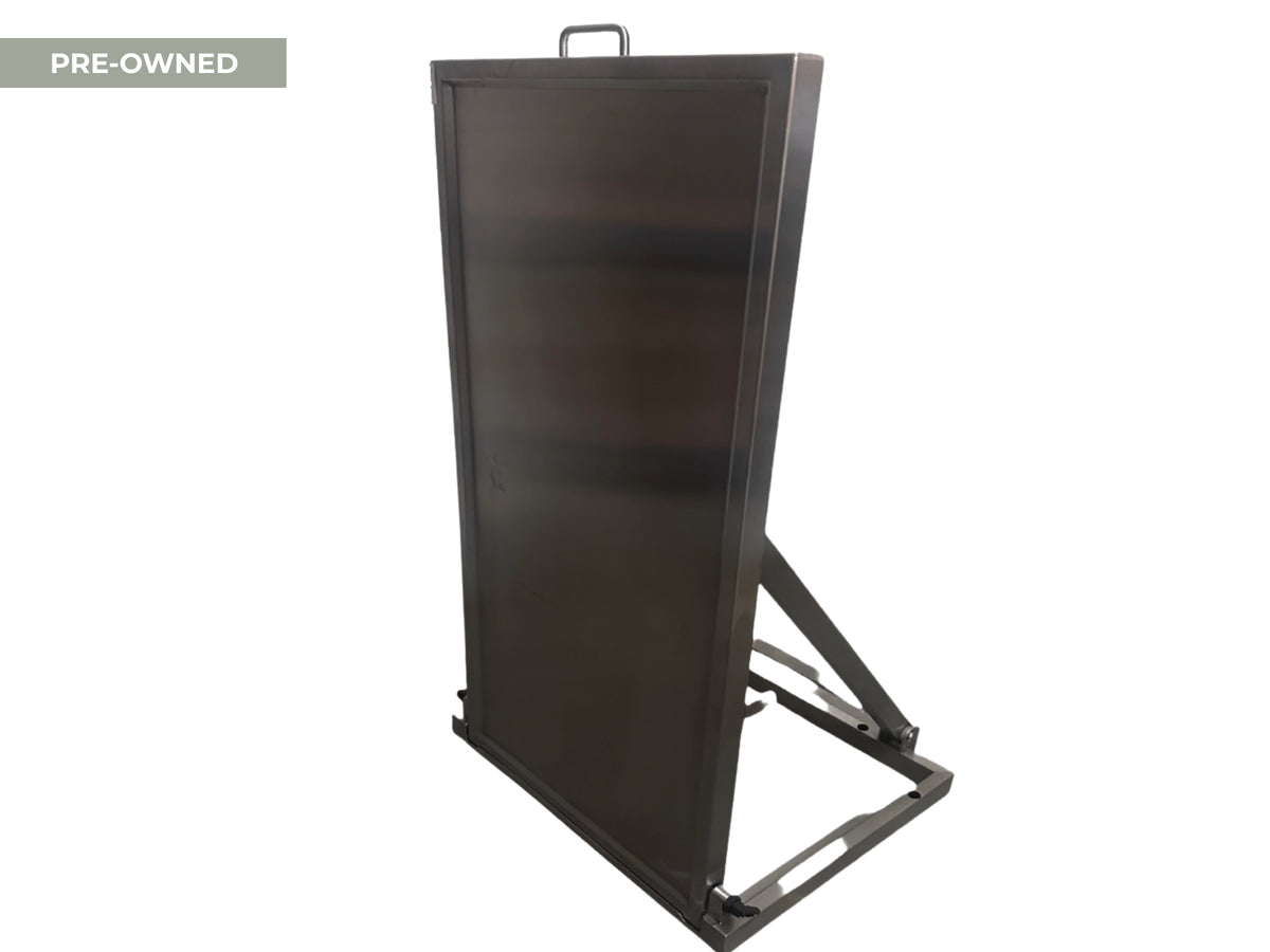 ALVO Veterinary Wall Mount Examination Table