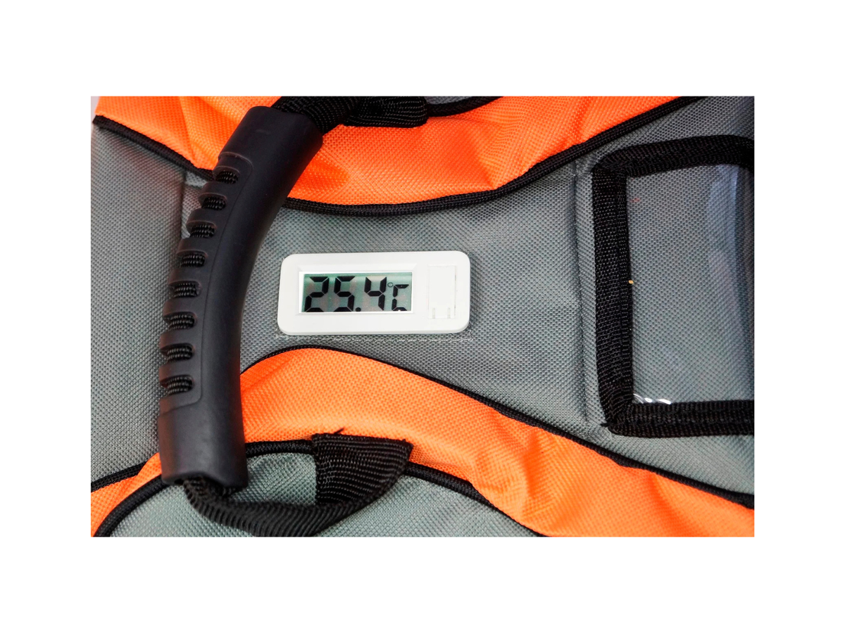 Cool Box: Soft Medical Carrier with Thermometer