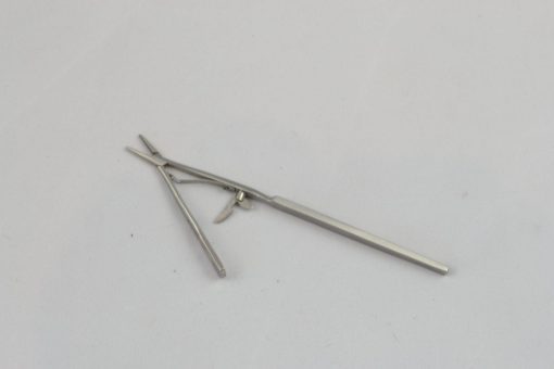 - STEVENS NEEDLE HOLDER 15CM STNEE18